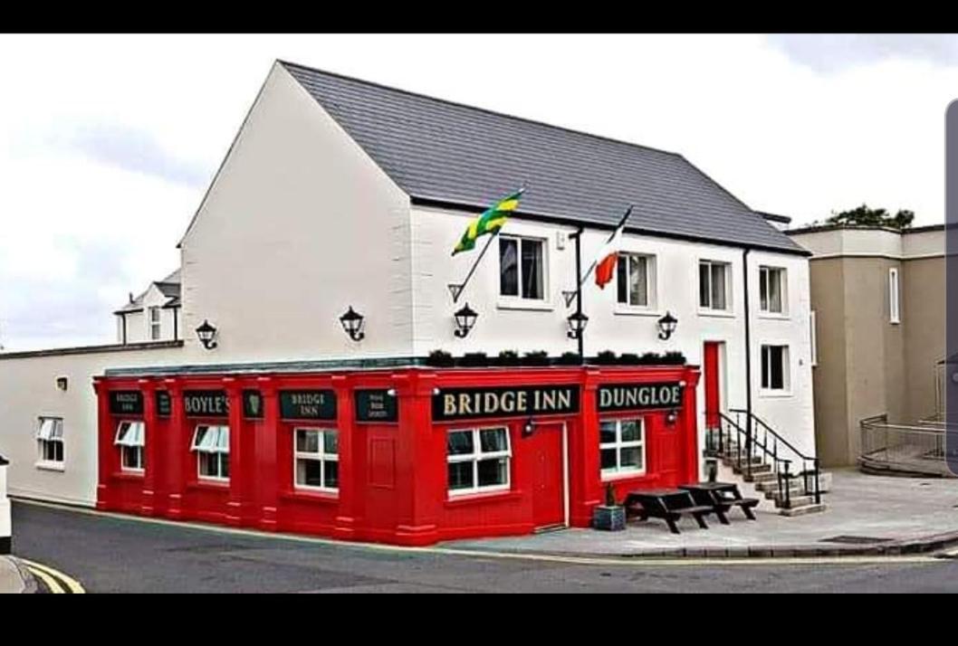 Bridge Inn Studio Apartments Donegal Town Exterior foto